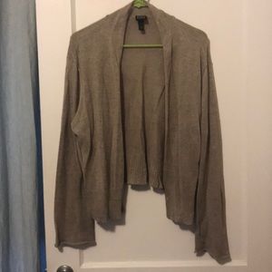 Eileen Fisher 100% linen sweater